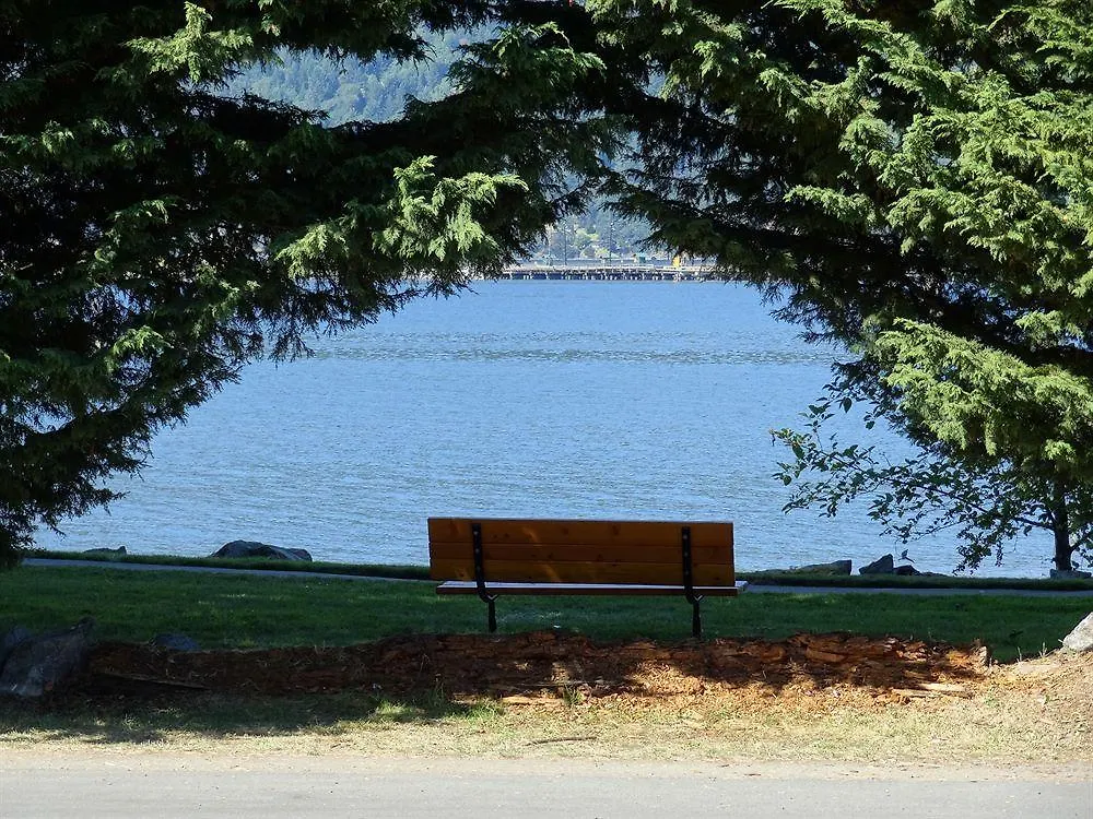 Wessex Inn By The Sea Cowichan Bay